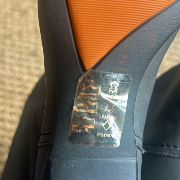 You by Crocs New 6.5 Gray Leather Made in Italy Kitten Heel Knee High Boots - Picture 4 of 15